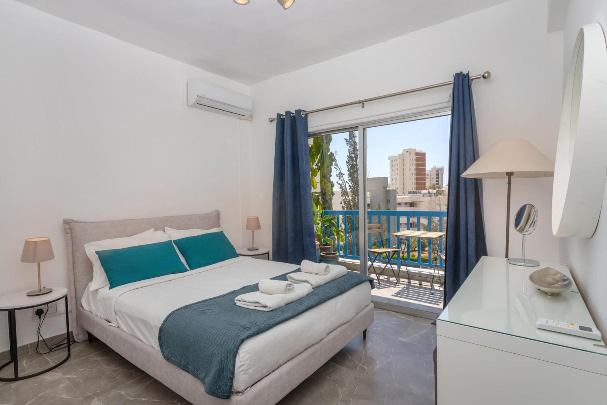 White Arches Apt #2 By Trulycyprus Apartment Limassol Ngoại thất bức ảnh